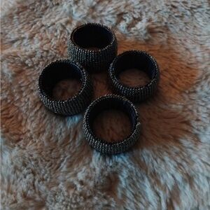 Set of 4 napkin rings